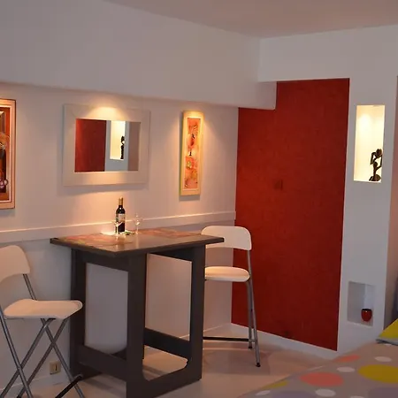 Bed and Breakfast Jardin De Marceau Blasimon