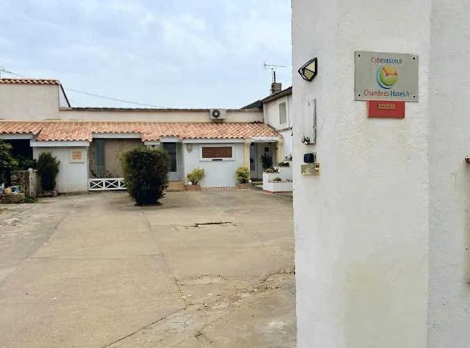 Couette-café Jardin De Marceau