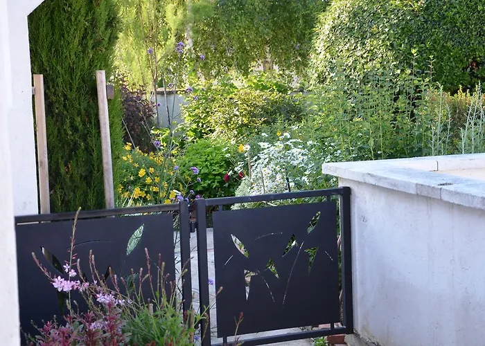 Jardin De Marceau 3*